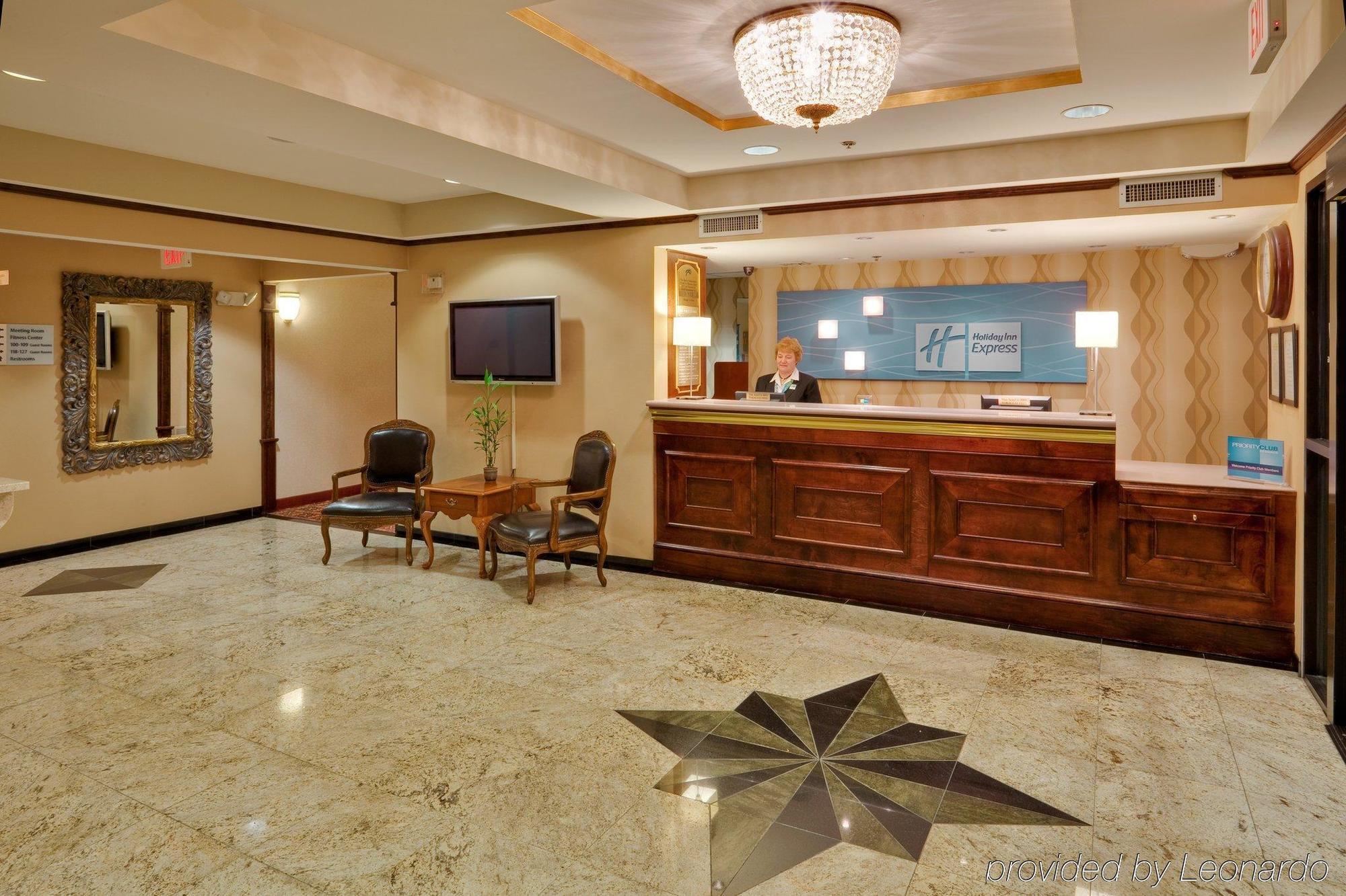Holiday Inn Express Frackville Hotel Interior photo